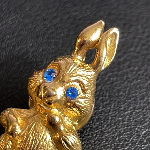 Gold Tone Easter Bunny Rabbit Pin with Blue Rhinestone Eyes - Picture 2 of 7